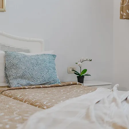 Hermitage Homes Fpc * Costa Adeje (Tenerife)